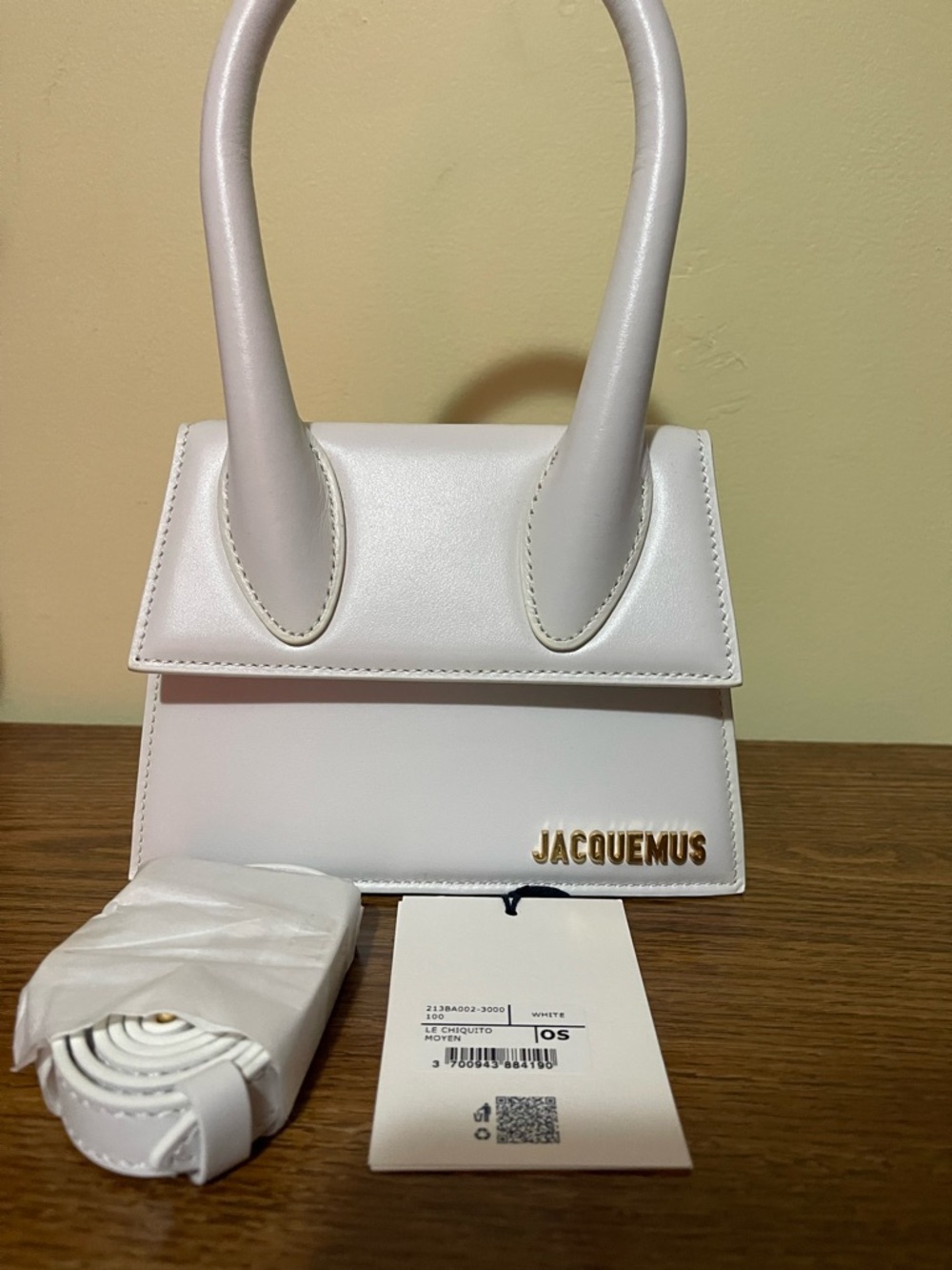 Jacquemus
Le Chiquito Moyen Top-Handle Bag - Picture 6 of 8